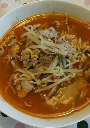 豚肉とモヤシの辛ラーメン-レシピのメイン写真