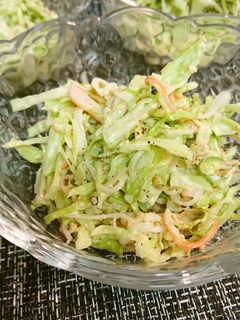 キャベツとかにカマのコールスローサラダ-レシピのメイン写真