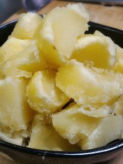 ホクホク煮っ転がし♪じゃが芋の塩煮☆煮物-レシピのメイン写真