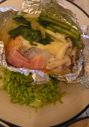 野菜たっぽりサーモンのホイル焼き-レシピのメイン写真