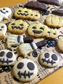 ハロウィンに❃型抜きクッキー-レシピのメイン写真