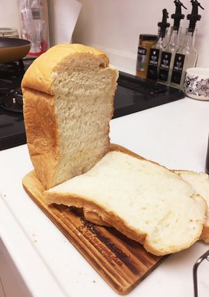甘酒でほんのり甘いしっとりフワフワ食パン-レシピのメイン写真