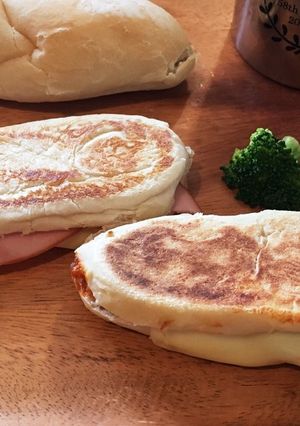 米粉パンでパニーニ-レシピのメイン写真