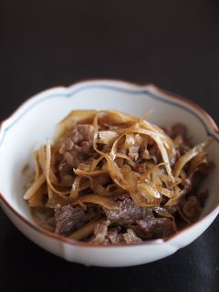 牛肉とごぼうのメープル甘辛炒め煮-レシピのメイン写真