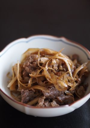 牛肉とごぼうのメープル甘辛炒め煮-レシピのメイン写真