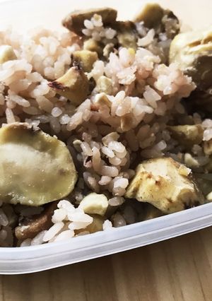 簡単!材料入れるだけ炊飯器で栗ご飯-レシピのメイン写真