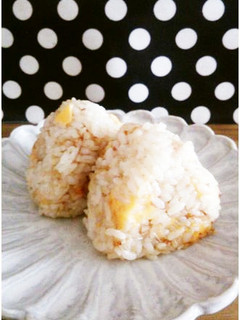 チーズと鰹節の醤油おにぎり♡ずぼら飯-レシピのメイン写真