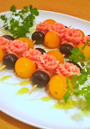 ピンチョス◎トマト＆ロースハム＆オリーブ-レシピのメイン写真