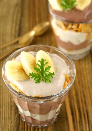カルシウムも♪2色の豆腐クリームパフェ-レシピのメイン写真