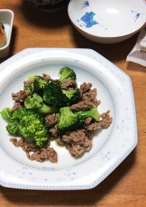 豚肉とブロッコリーの炒め物-レシピのメイン写真