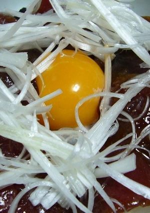 ユッケど～～ん-レシピのメイン写真