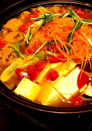 野菜いっぱい辛ラーメンの簡単鍋-レシピのメイン写真