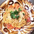 辛ラーメンでフレッシュトマトと鯖缶パスタ
