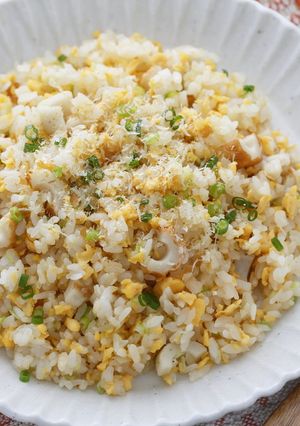 ちくわ入り醤油オニオンチャーハン-レシピのメイン写真