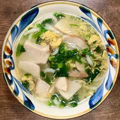 รูปของ お手軽な食材で生姜風味の卵とじうどん