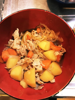 豚肉で肉じゃが-レシピのメイン写真