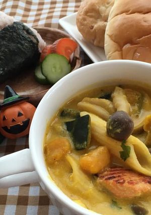 かぼちゃと秋鮭のペンネスープ-レシピのメイン写真