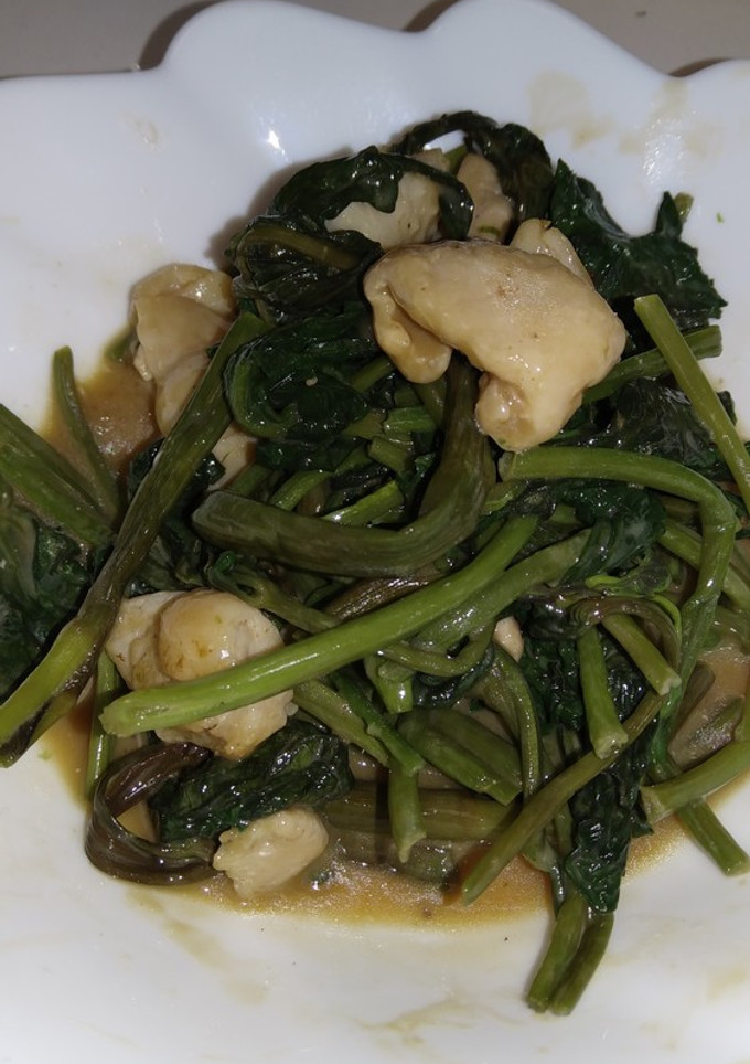 空芯菜と鶏皮のオイマヨ炒め-レシピのメイン写真