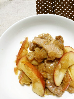 豚肉とりんごの蒸し焼きdeこぶおろし♪-レシピのメイン写真