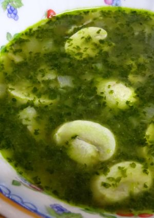 パセリと紫玉ねぎのコンソメスープ-レシピのメイン写真