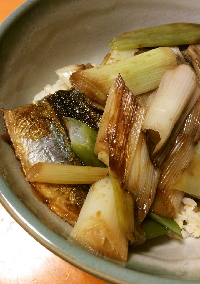 秋刀魚と葱の蒲焼丼-レシピのメイン写真