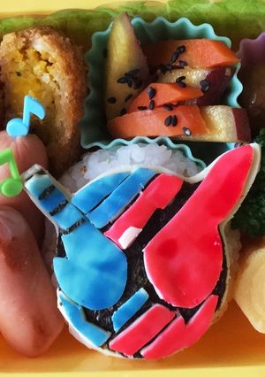 仮面ライダー ビルド キャラ弁-レシピのメイン写真