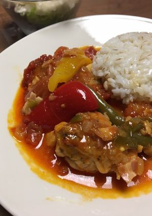 鶏もも肉のバスク風煮込み-レシピのメイン写真
