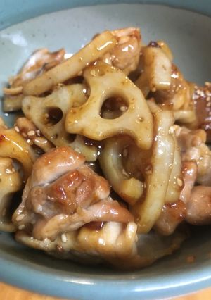 鶏モモ肉とレンコンの甘酢炒め-レシピのメイン写真