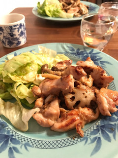 蓮根、しめじ、鶏肉の胡麻オイスター炒め-レシピのメイン写真