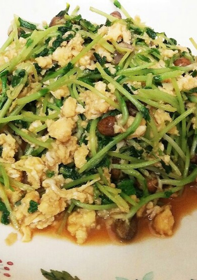 卵と豆苗のオイスター炒め-レシピのメイン写真