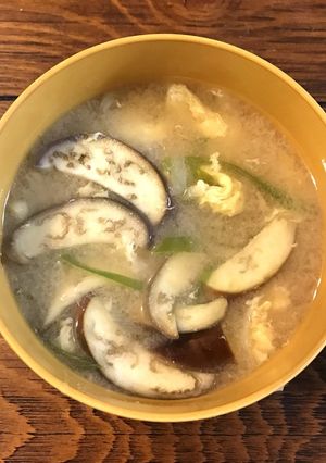 ふんわり♡茄子と卵と長葱のお味噌汁-レシピのメイン写真