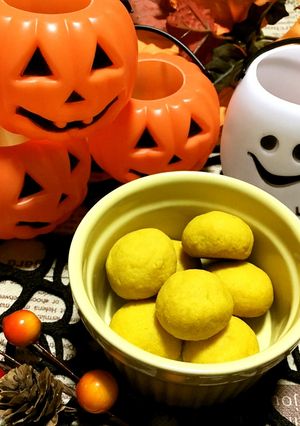 かぼちゃ嫌いも♪ハロウィン色スノーボール-レシピのメイン写真