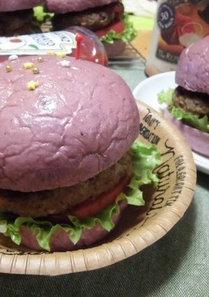 ハロウィンにも♪紫いものバーガーバンズ-レシピのメイン写真