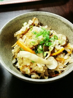 計量調味包丁いらず!きのこの炊き込みご飯-レシピのメイン写真
