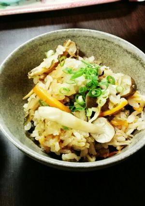 計量調味包丁いらず！きのこの炊き込みご飯-レシピのメイン写真