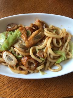 簡単焼きうどんごぼう天入り-レシピのメイン写真