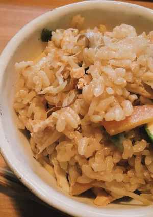 秋の味覚つめこみ◆鮭の炊き込みご飯-レシピのメイン写真