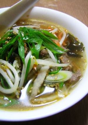 牛肉と野菜の簡単！ピリ辛中華風スープ♪-レシピのメイン写真
