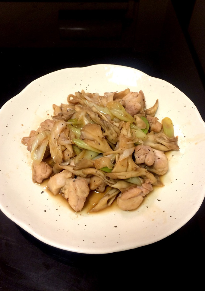 鶏肉と舞茸の炒め物-レシピのメイン写真
