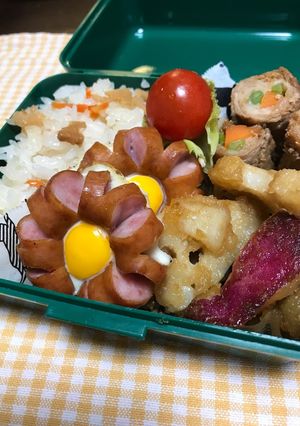 お弁当に お花のウインナー-レシピのメイン写真