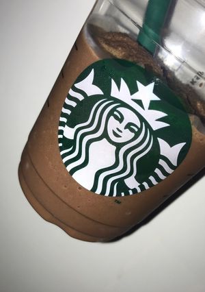 スタバ ダークモカチップフラペチーノ風-レシピのメイン写真