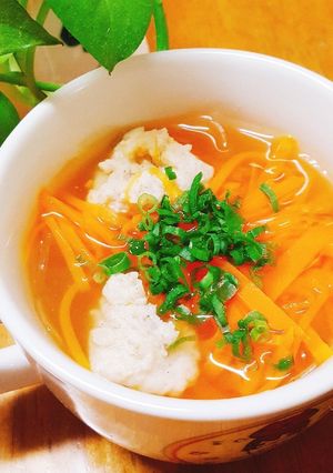 簡単★鶏団子とにんじんの春雨スープ♡-レシピのメイン写真