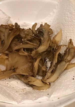 舞茸の旨さをそのまま味わう、舞茸の素揚げ-レシピのメイン写真