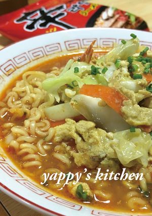 キャベツのふわふわ卵とじ辛ラーメン-レシピのメイン写真