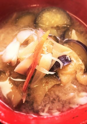 ナスと舞茸×みょうがのお味噌汁-レシピのメイン写真