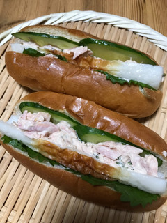 パンは市販のもので。簡単ちくわパン-レシピのメイン写真