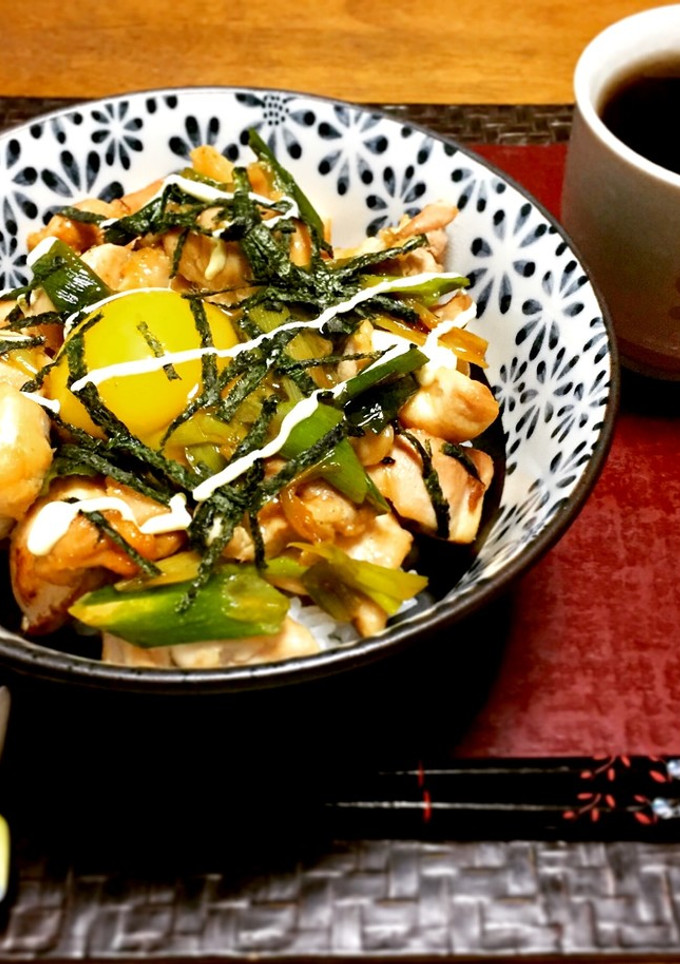 あっという間！ネギと鶏もも肉の照り焼き丼-レシピのメイン写真