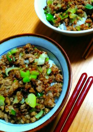 超簡単！ねぎ豚そぼろ丼(^_^)ﾉ-レシピのメイン写真