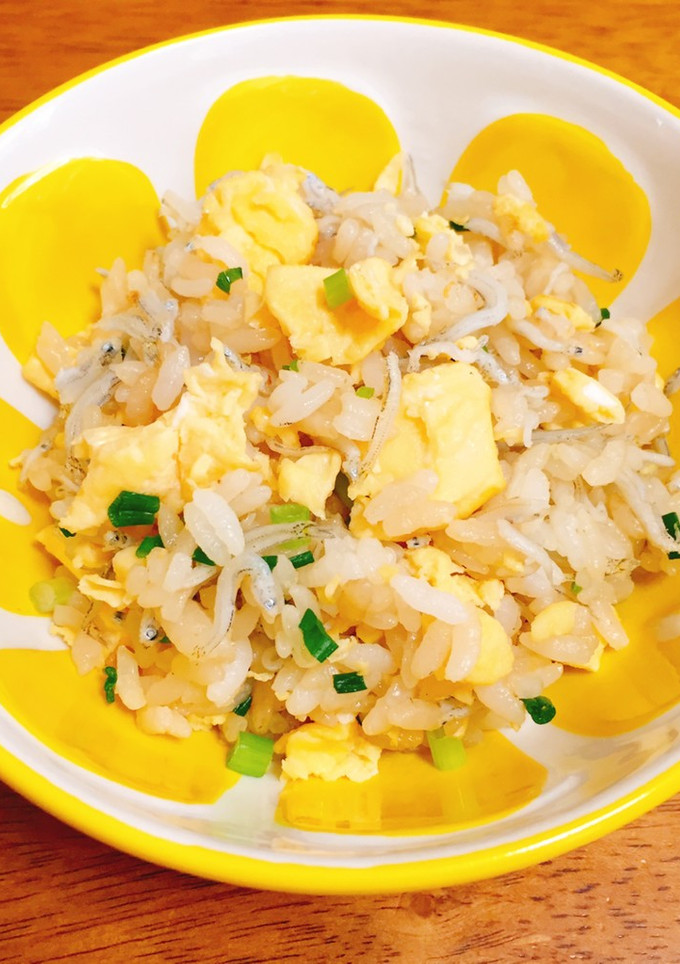 魚嫌いの娘に☆しらすの和風チャーハン-レシピのメイン写真