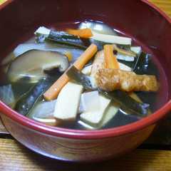 A picture of ダシごと食べちゃうこんぶ汁.
